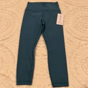 NWT Athleta Transcend 7/8 tight